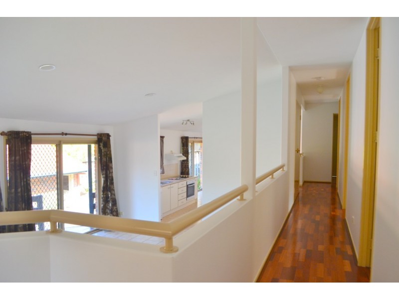 11 Pacific Pines bvd, Pacific Pines QLD 4211