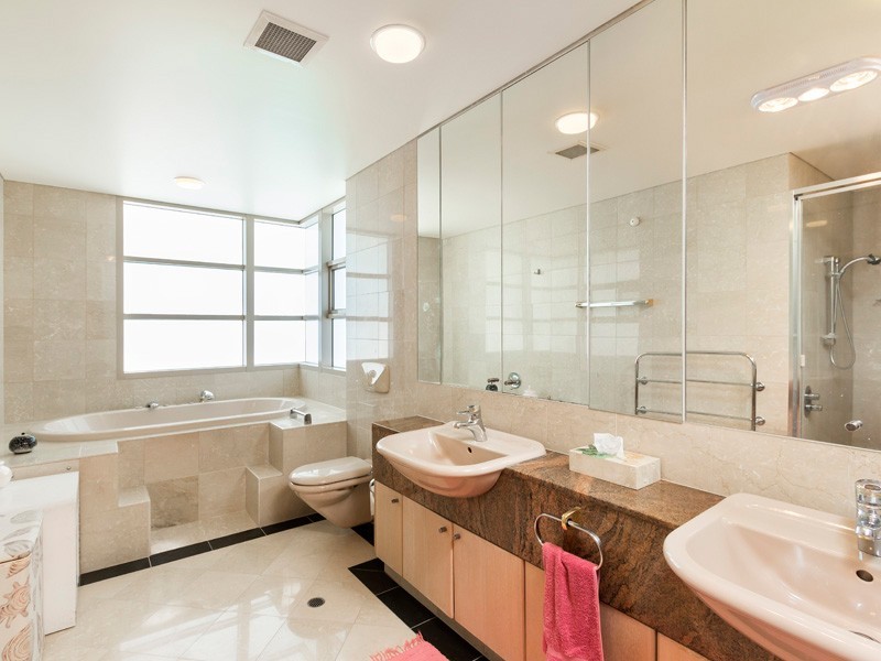 1108 Spring Terraces, Royal Pines Resort, Benowa QLD 4217