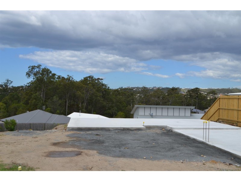 15 Harriet Lane, Oxenford QLD 4210