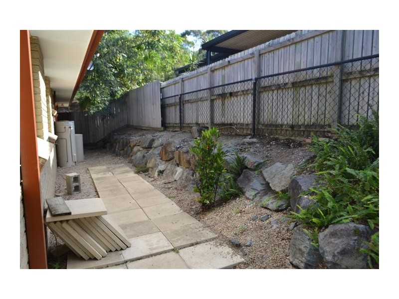 7 Western Way, Oxenford QLD 4210