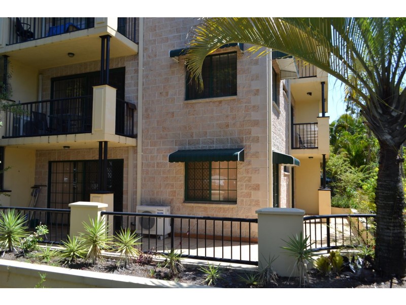 2/152 High Street, Southport QLD 4215