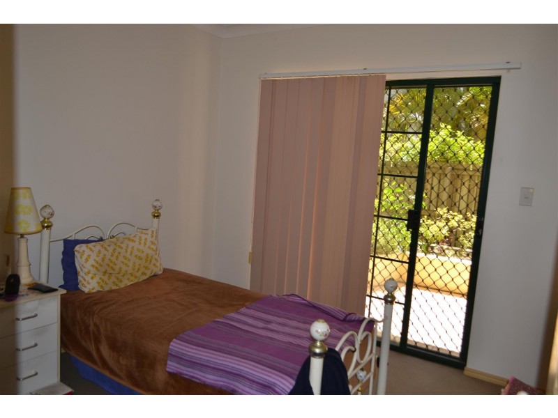2/152 High Street, Southport QLD 4215