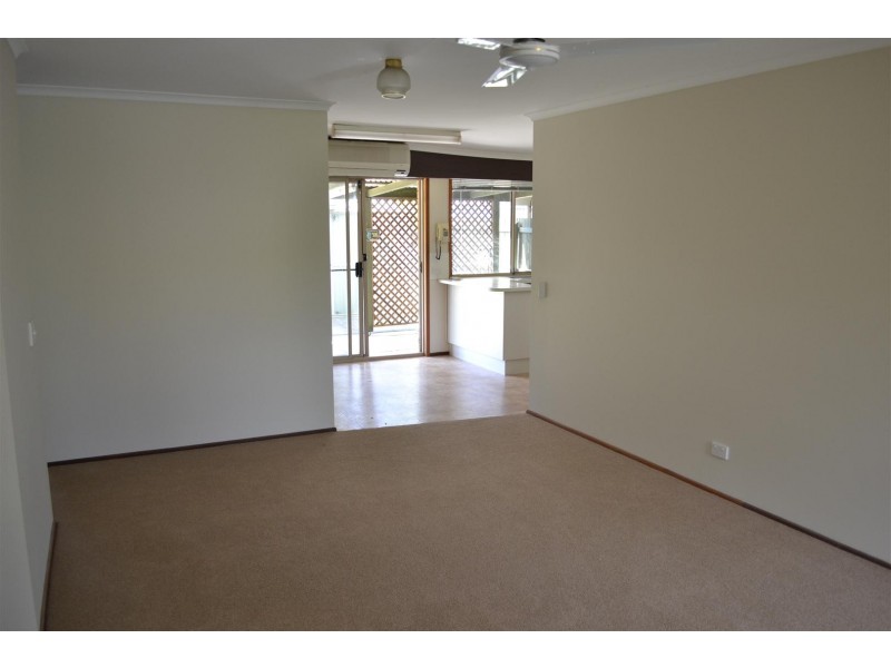 2/5 Gable Street, Oxenford QLD 4210