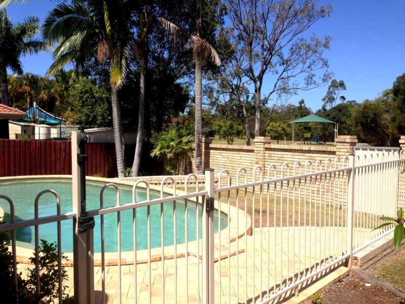 39 Galapagos Way, Pacific Pines QLD 4211