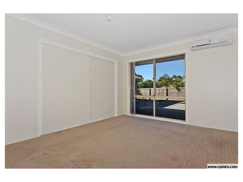 1 Clark Gable Close, Parkwood QLD 4214