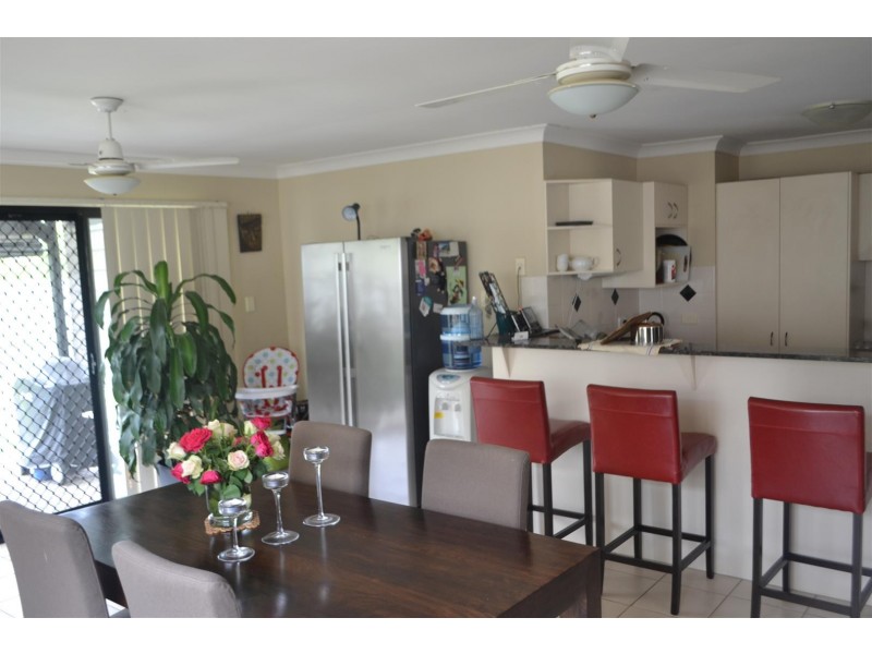 43 Murchison Street, Pacific Pines QLD 4211