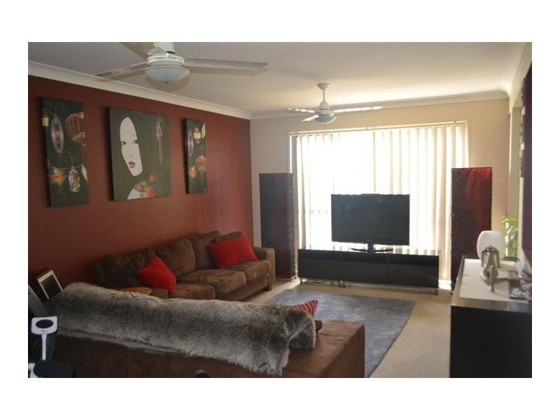 43 Murchison Street, Pacific Pines QLD 4211