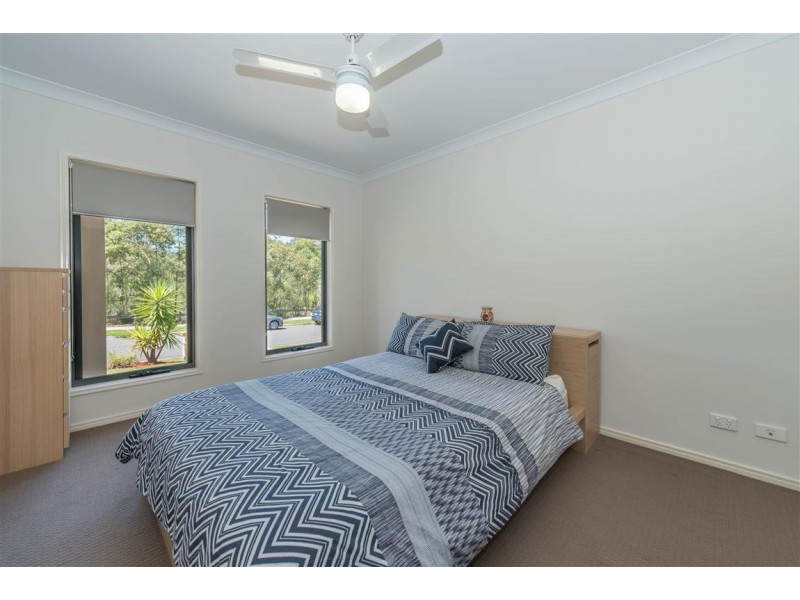 25 Barradeen Circuit, Pacific Pines QLD 4211