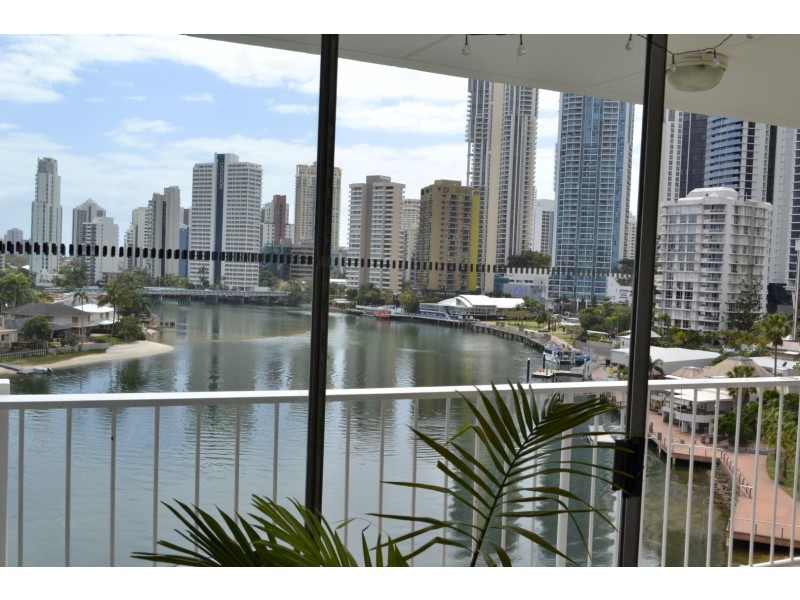 73/30 Watson Esplanade, Surfers Paradise QLD 4217