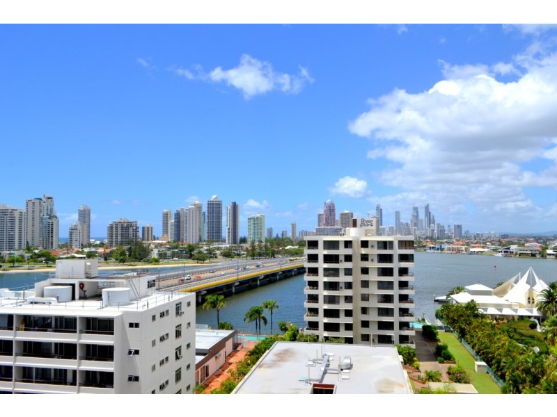 1106/4 Como Crescent, Southport QLD 4215