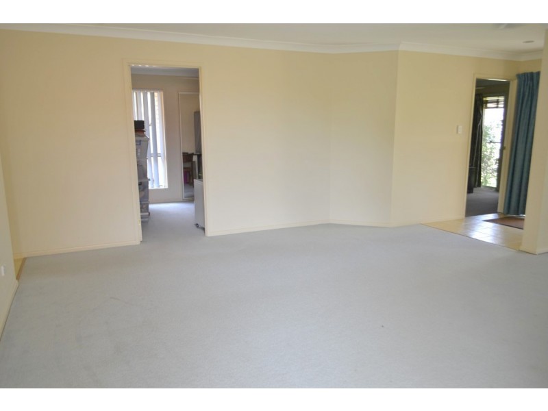 28 Catchlove Street, Maudsland QLD 4210