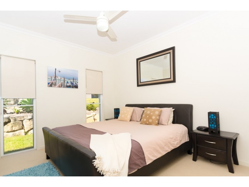 9 Castlereagh Close, Pacific Pines QLD 4211