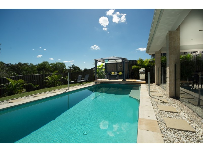 9 Castlereagh Close, Pacific Pines QLD 4211