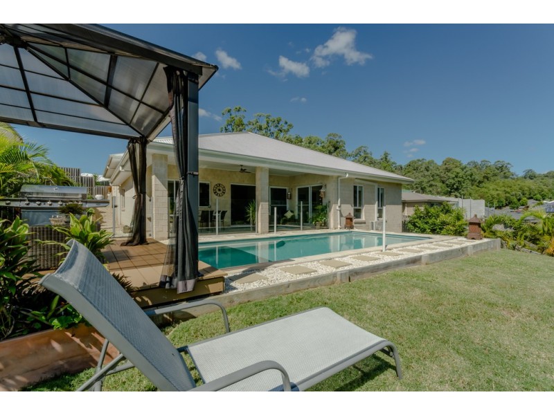 9 Castlereagh Close, Pacific Pines QLD 4211