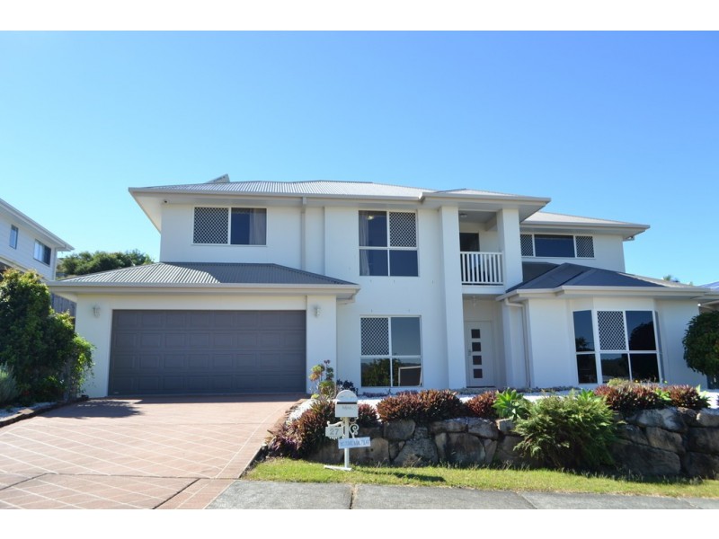 27 Yamba Street, Pacific Pines QLD 4211