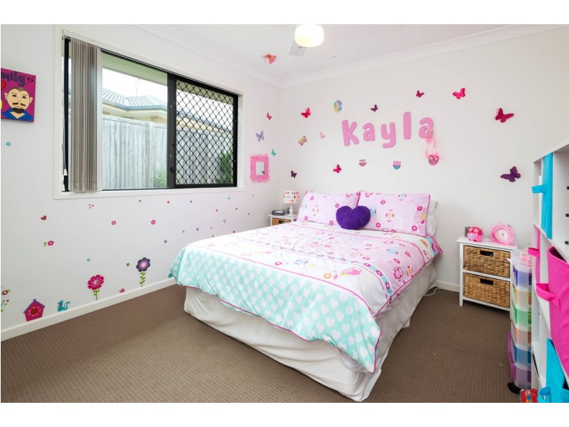 93 Wunburra Circle, Pacific Pines QLD 4211