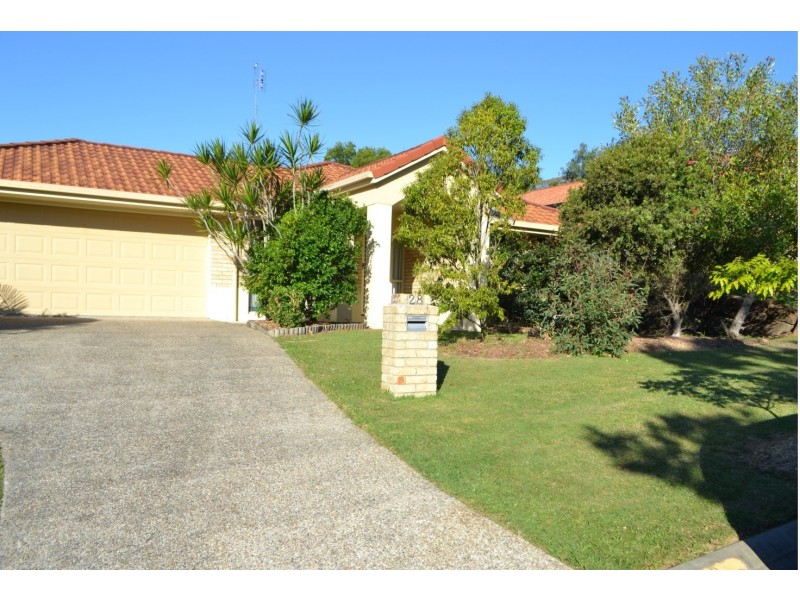 28 Catchlove Street, Maudsland QLD 4210