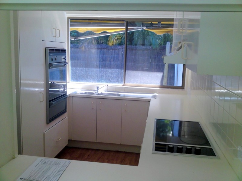 9 Freyburg Street, Sorrento QLD 4217