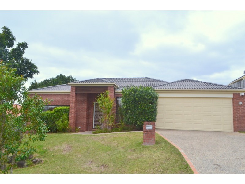 6 Temoe Rise, Pacific Pines QLD 4211
