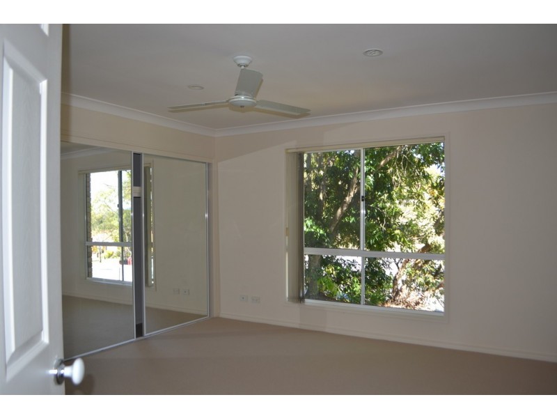 14 Boyer Street, Pacific Pines QLD 4211