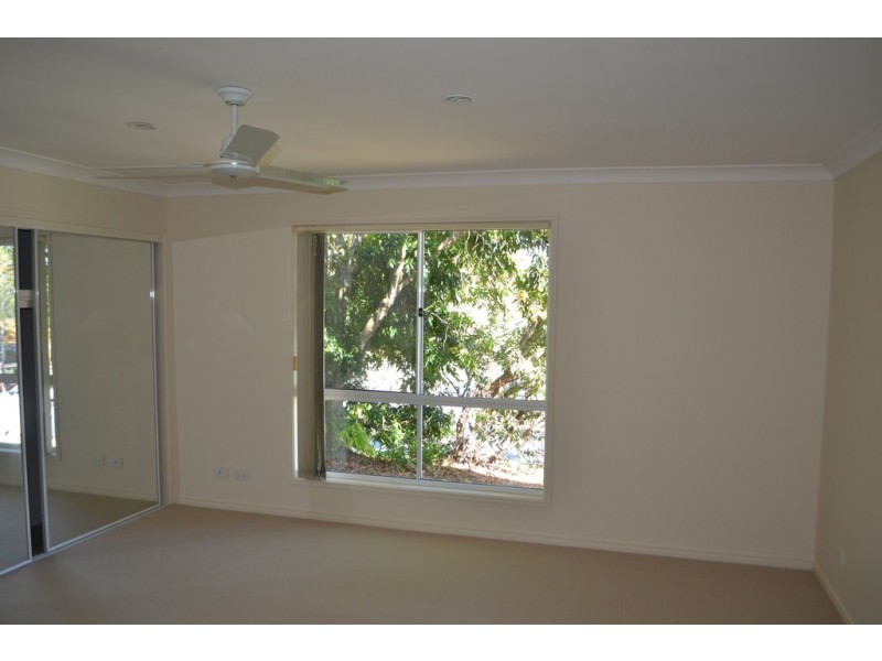 14 Boyer Street, Pacific Pines QLD 4211