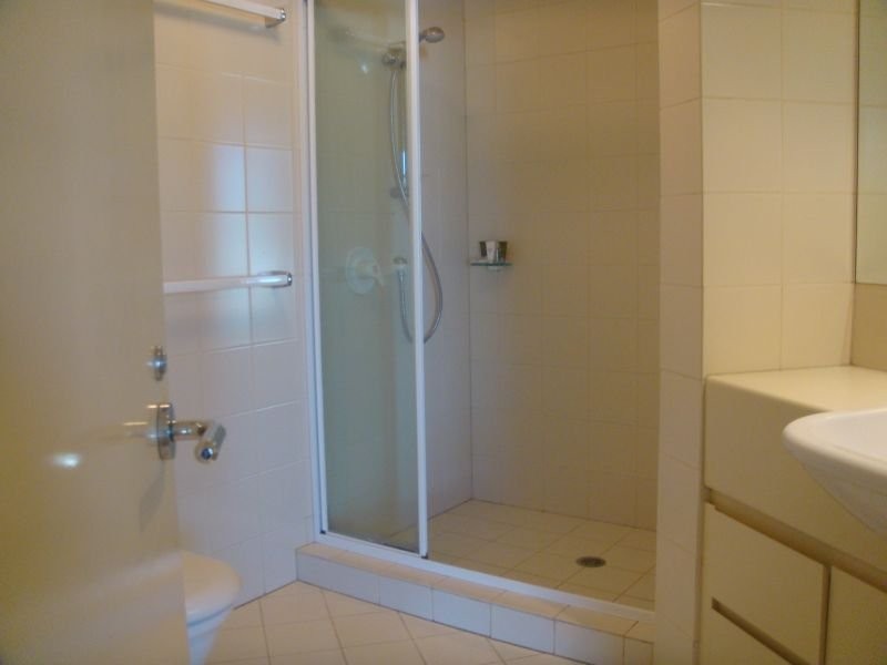 C4-3/75 Brighton Parade, Southport QLD 4215