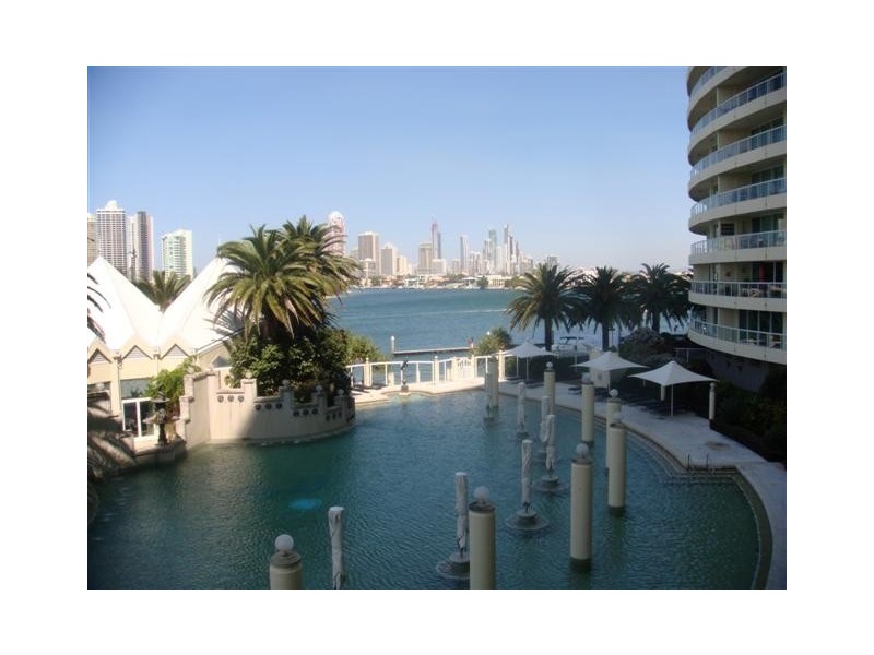 C4-3/75 Brighton Parade, Southport QLD 4215