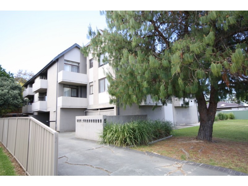 11/5 Preston Street, Jamisontown NSW 2750