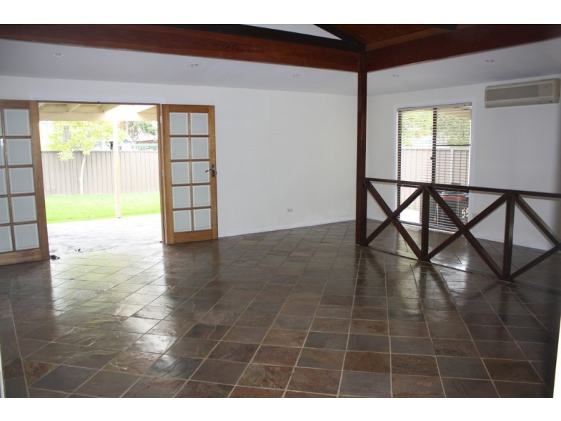 55 Besley Street, Cambridge Park NSW 2747