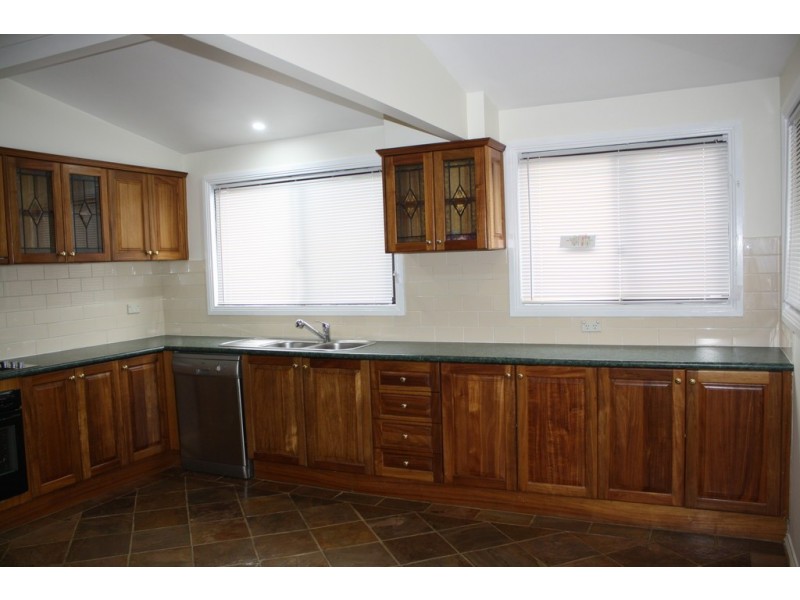 55 Besley Street, Cambridge Park NSW 2747