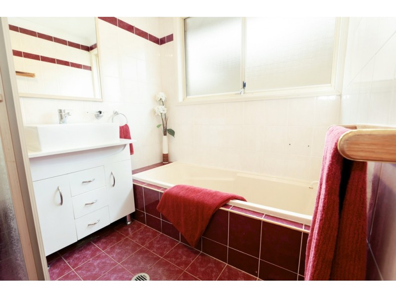 Claremont Meadows NSW 2747