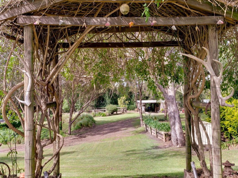 122 Greendale Road, Wallacia NSW 2745