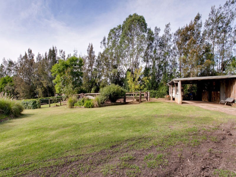122 Greendale Road, Wallacia NSW 2745