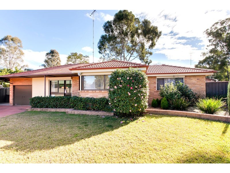 9 Claremont Place, South Penrith NSW 2750
