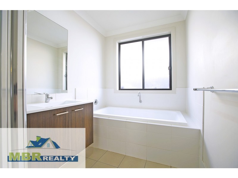 13 Bluebell Crescent, Ropes Crossing NSW 2760