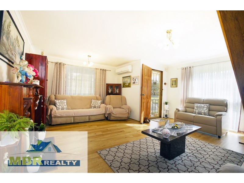 10 Sherringham Road, Cranebrook NSW 2749