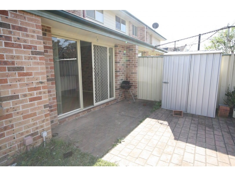 1/2 Armstein Crescent, Werrington NSW 2747