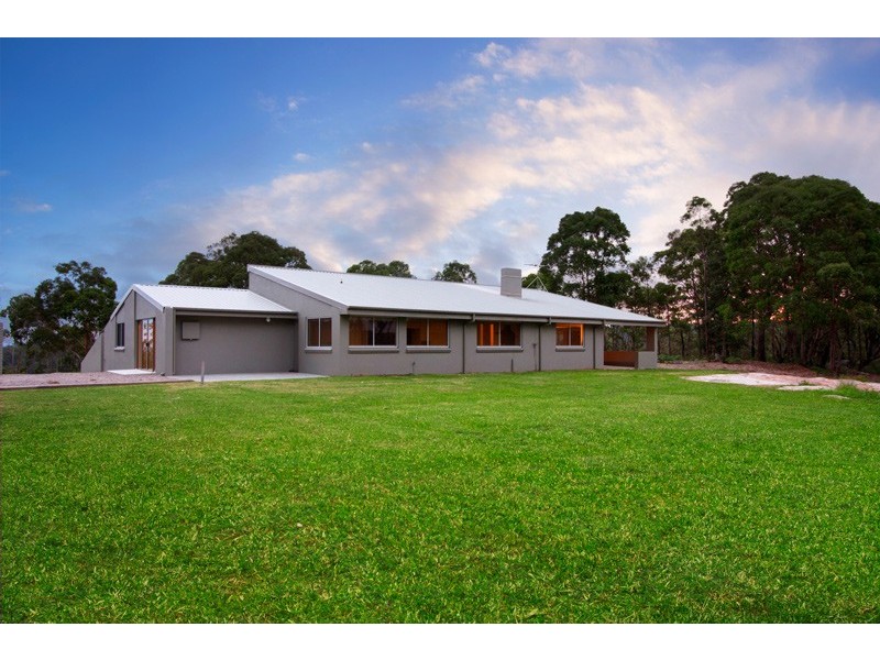 17 Rock Wallaby Way, Blaxland NSW 2774