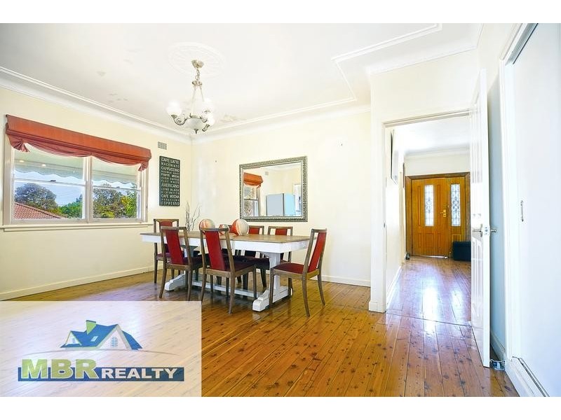 42 Coreen Avenue, Penrith NSW 2750