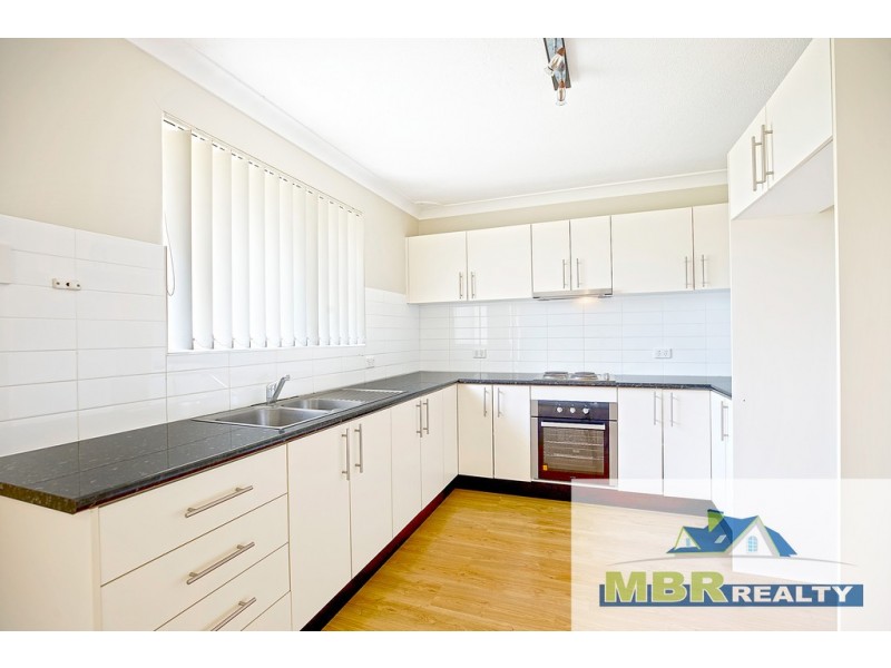 18 Twickenham Avenue, Cambridge Park NSW 2747