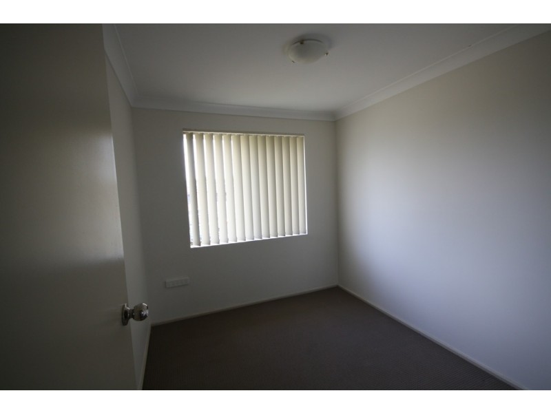 18 Twickenham Avenue, Cambridge Park NSW 2747