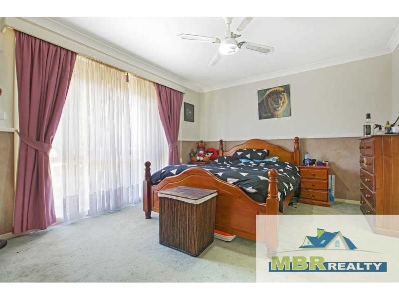 14 Yellowgum Close, Glenmore Park NSW 2745