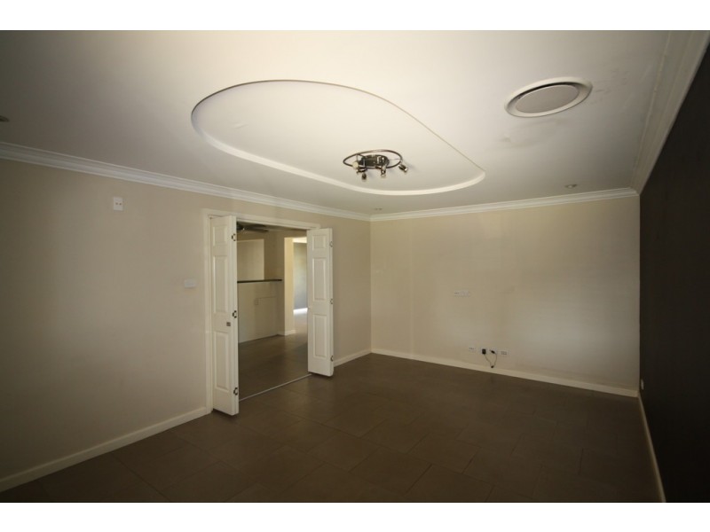 36 Lyn Circuit, Jamisontown NSW 2750