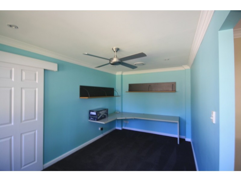 36 Lyn Circuit, Jamisontown NSW 2750