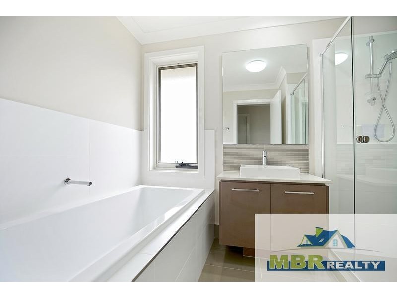 34 Bangalla Parade, Glenmore Park NSW 2745