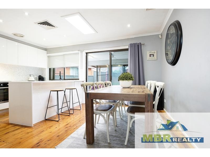 14 Roebuck Road, Werrington NSW 2747