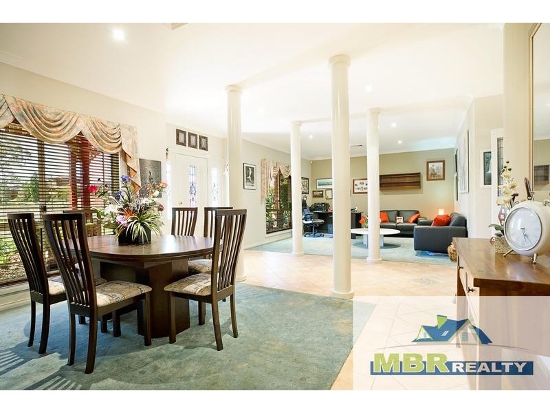 33 Jason Avenue, South Penrith NSW 2750