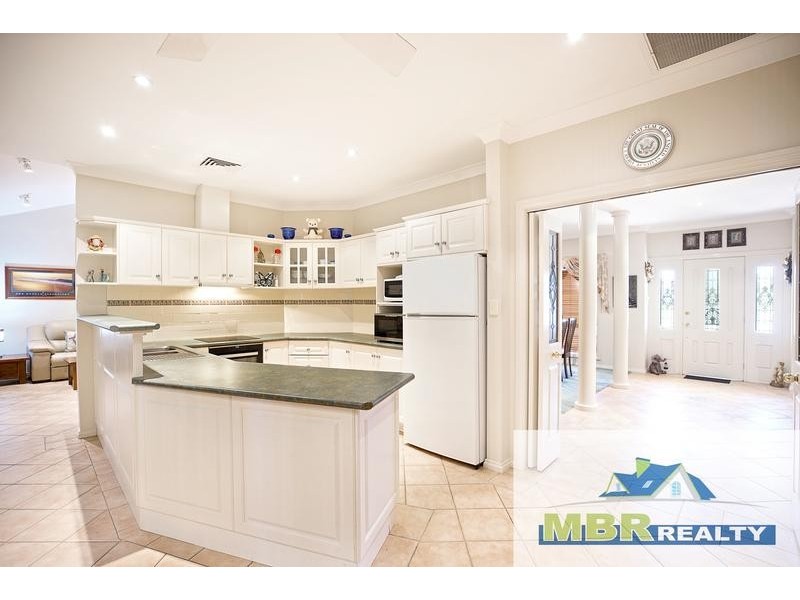 33 Jason Avenue, South Penrith NSW 2750