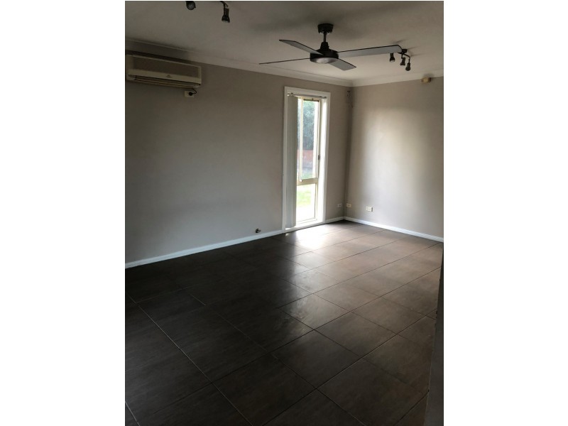 11 Crestview Place, Cranebrook NSW 2749