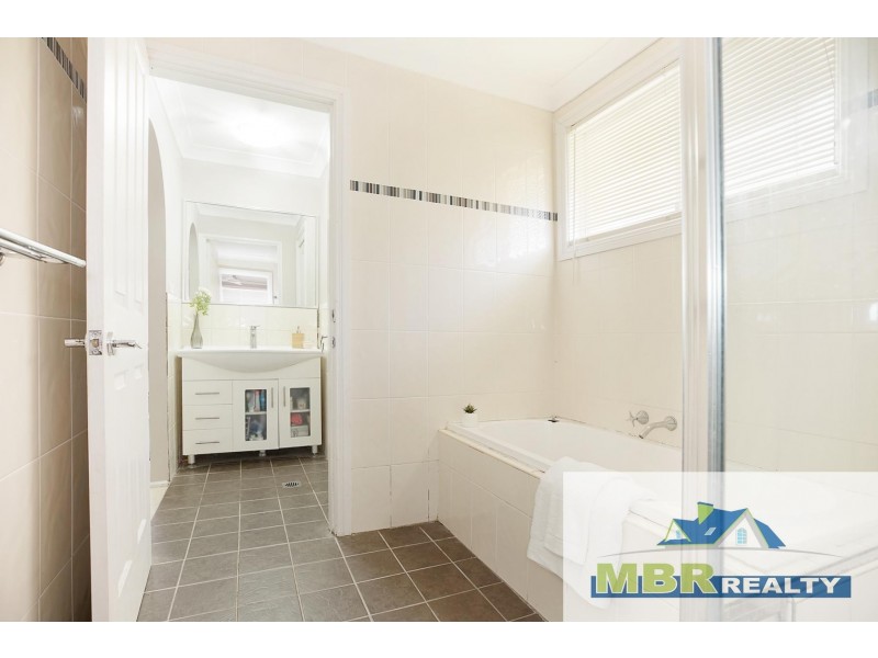 13 Hartog Drive, Werrington County NSW 2747